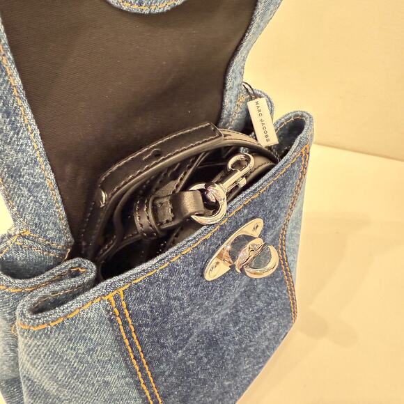 Last 1‼️Marc Jacobs Turnlock Medium Backpack 4P5HBP006H02 DENIM $350 - Picture 14 of 16